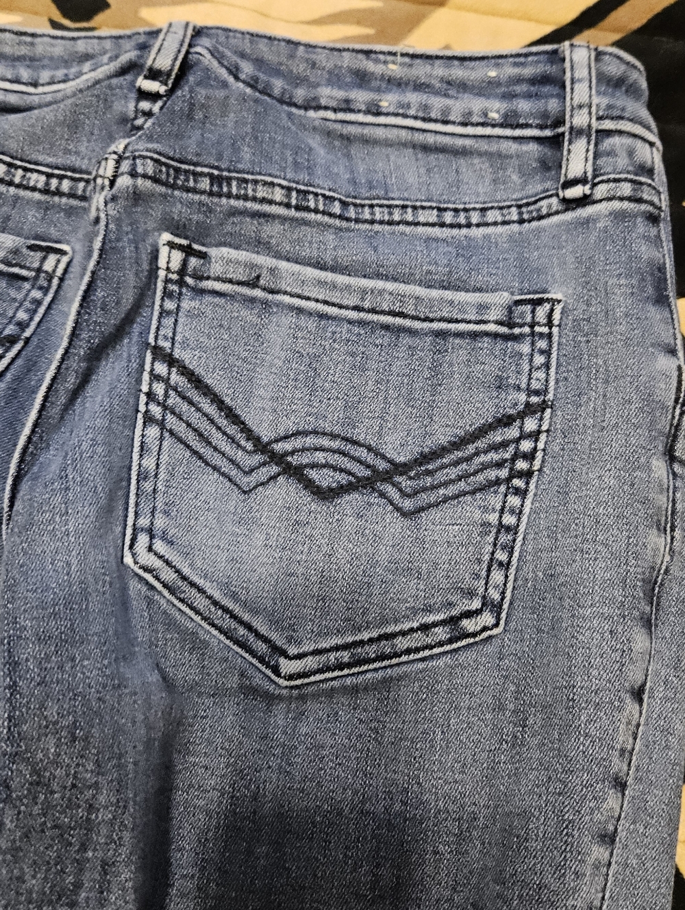 Idyllwind Designer Jeans - Picture 3 of 5